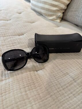 Marc by Marc Jacobs Women's Black Oversized Square Sunglasses